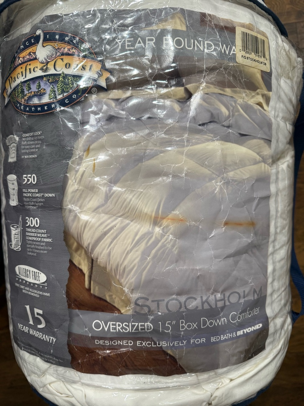 Pacific Coast Stockholm Oversized Box Down Comforter - White
